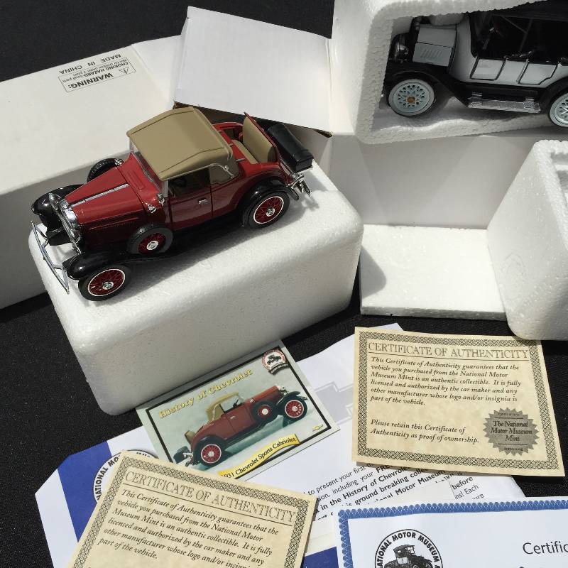 lot 17 image: lot of 3 Chevy Collectors cars with COAs