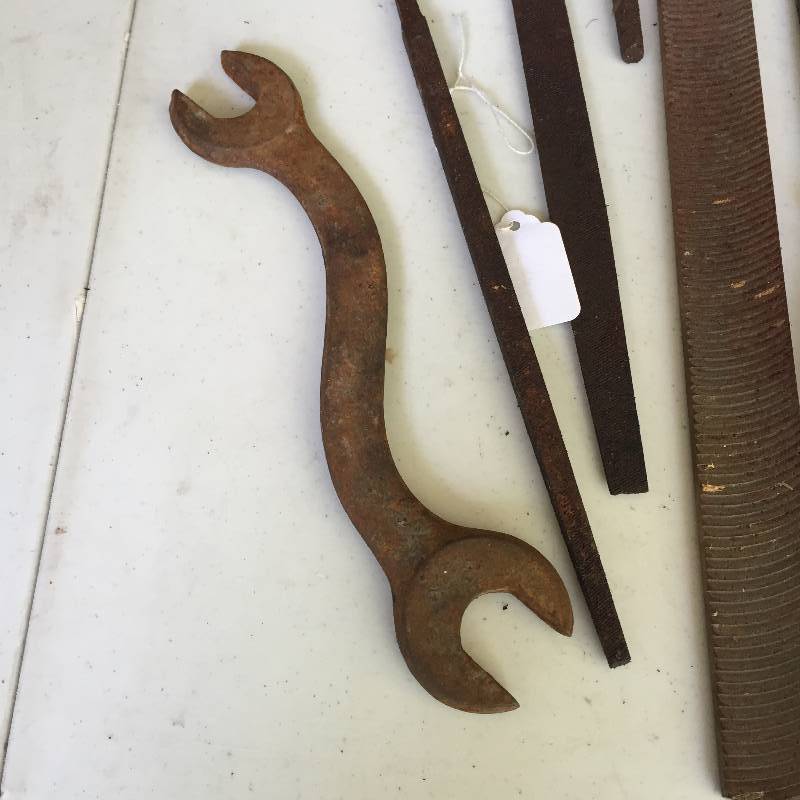 Lot of 17 misc. Old & Hand Tools