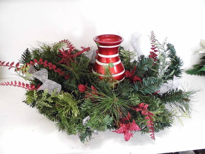 Christmas Wreath & Centerpiece