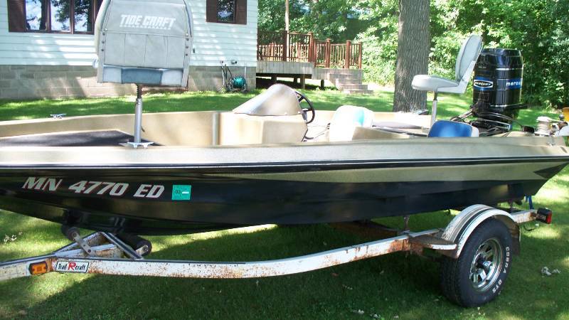 lot 1 image: Tide Craft Bass Boat