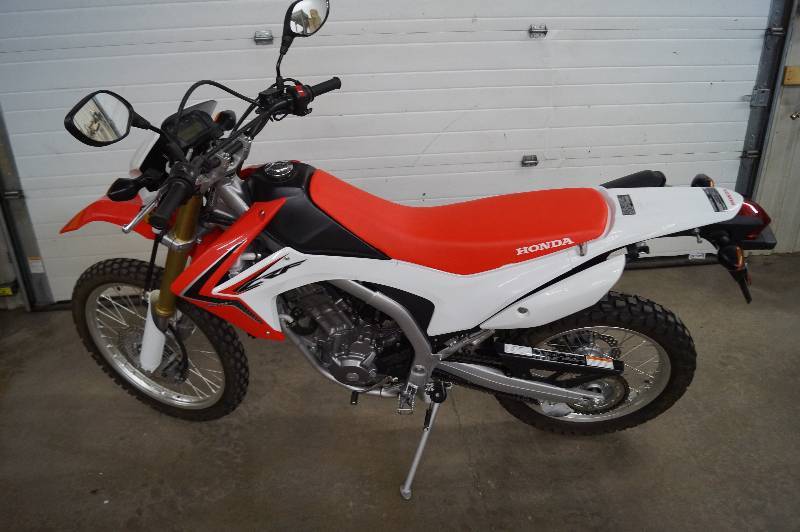 Honda CRF 250L Motorbike