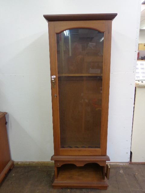 lot 79 image: Gun Cabinet