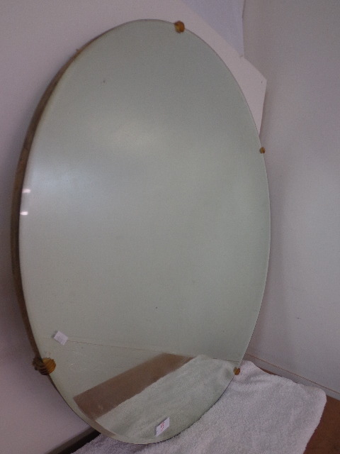 lot 5 image: Vanity Mirror