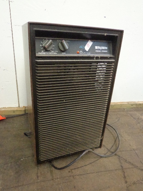 lot 12 image: Dehumidfier