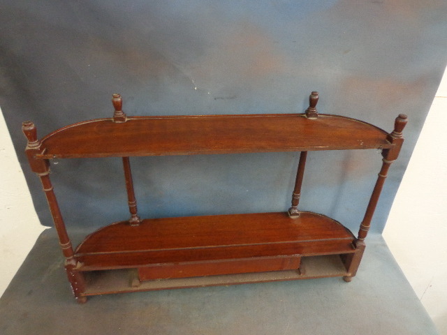 lot 32 image: Wall Shelf