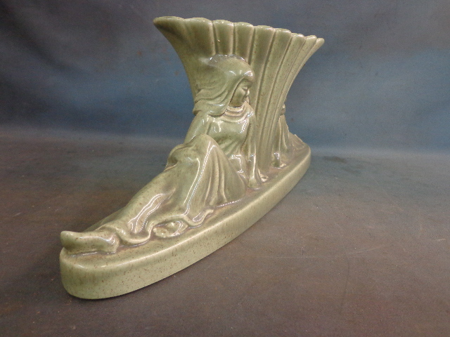lot 67 image: Red Wing Vase