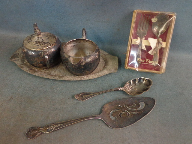 lot 87 image: Silver Plated Items