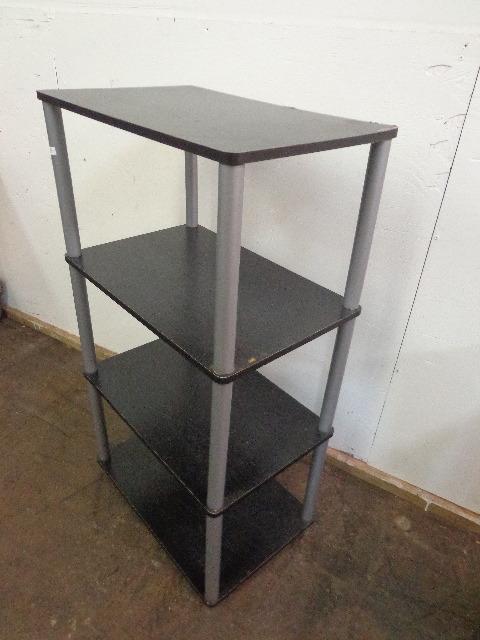 lot 103 image: 4 Shelf Stand