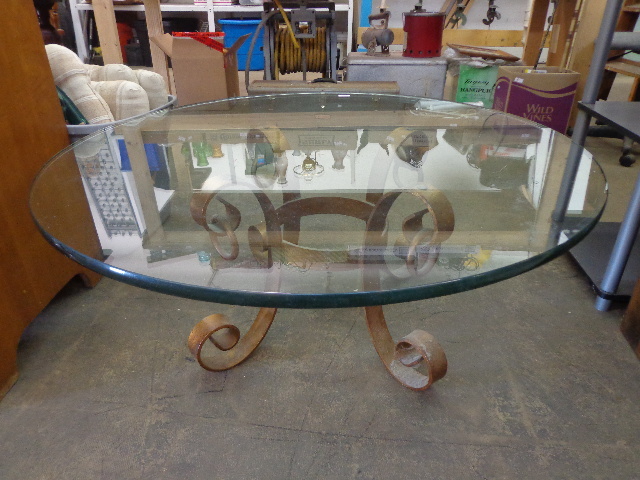 lot 106 image: Heavy Duty Glass Table