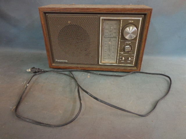 lot 134 image: Panasonic Radio