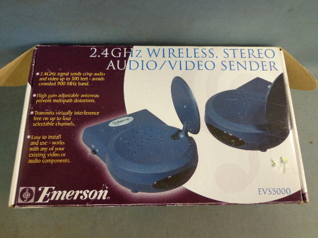 lot 142 image: Wireless Stereo Audio  Video Sender