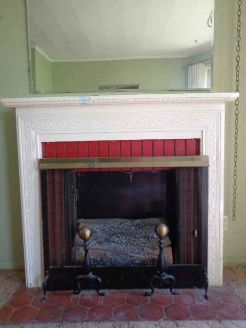 lot 3 image: Electric Fire Place and mantle