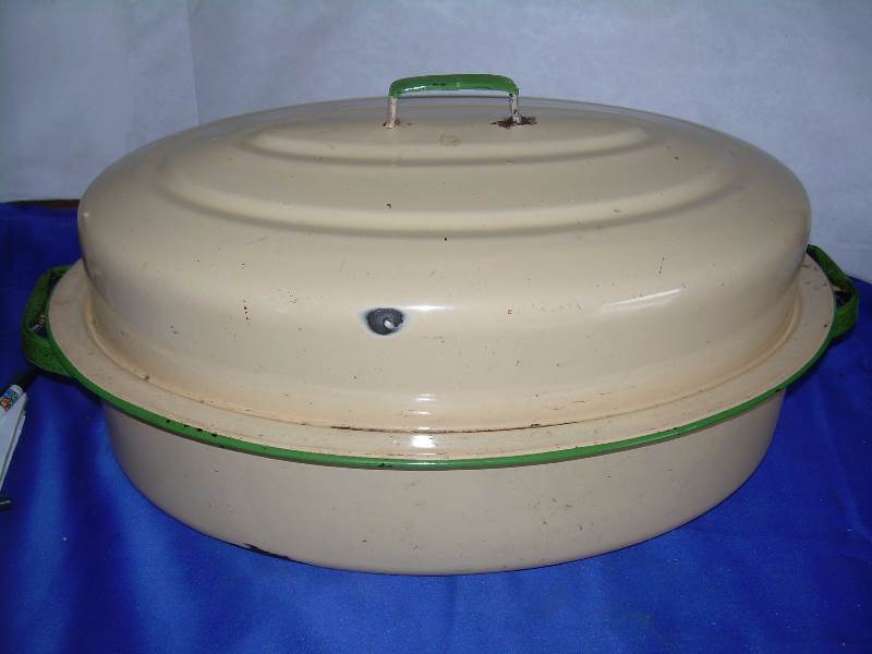 antique enamal roaster