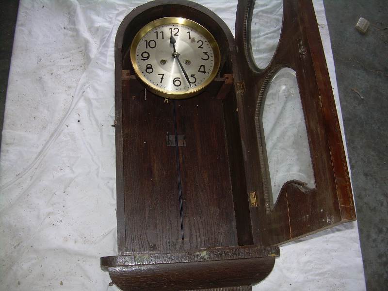 antique table top clock