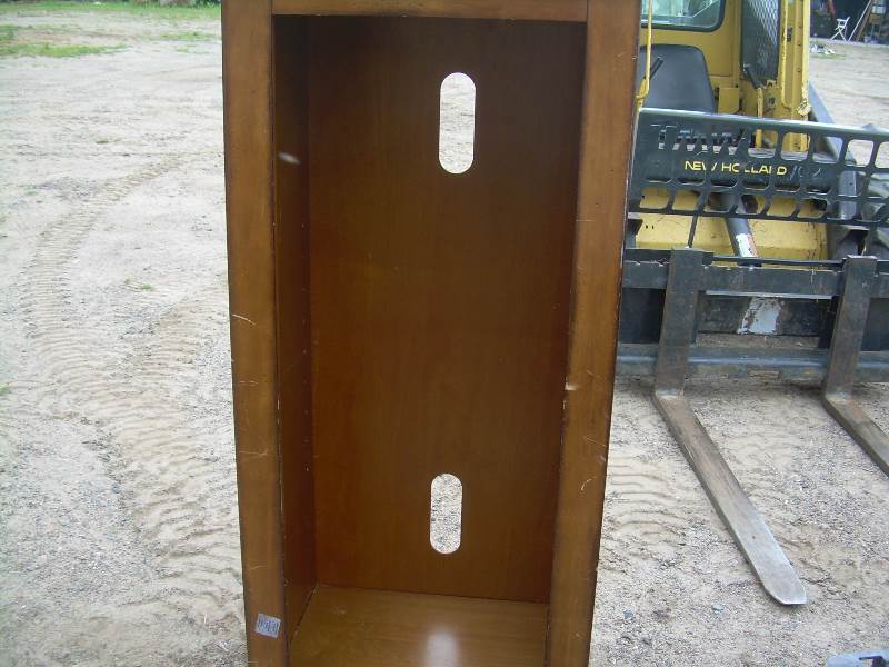 vintage 3 shelf cabnet