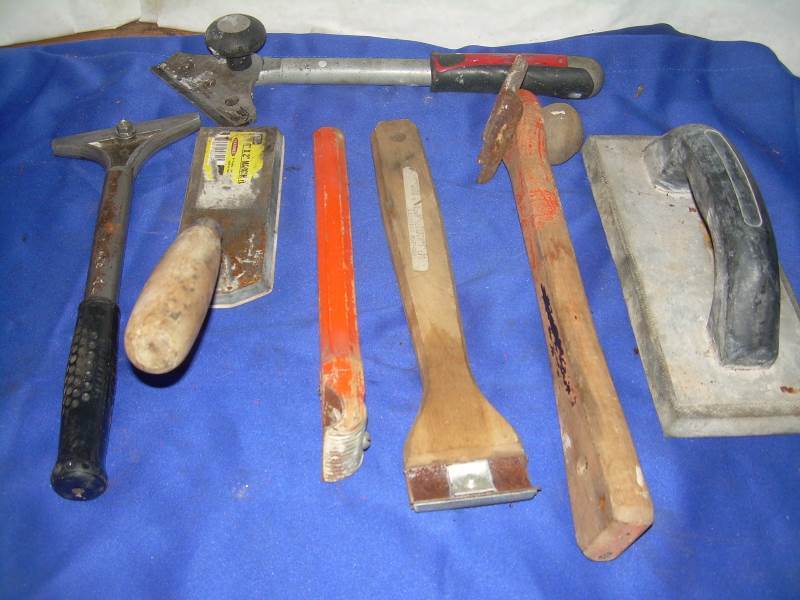 painting and sanding tools