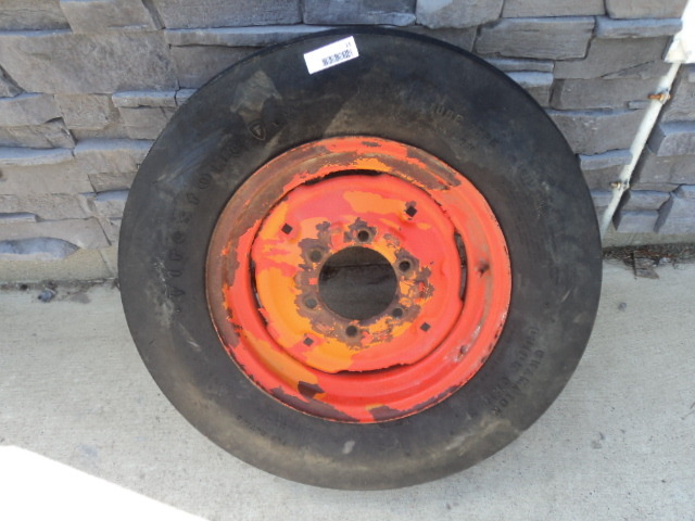 Tractor tire