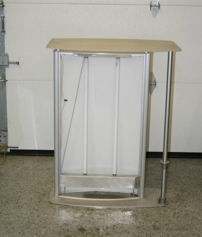 lot 91 image: Display