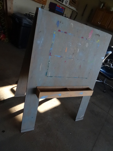 Easel