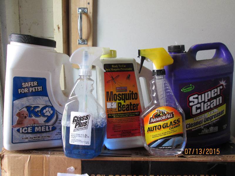 Small lot of cleaning and home main...