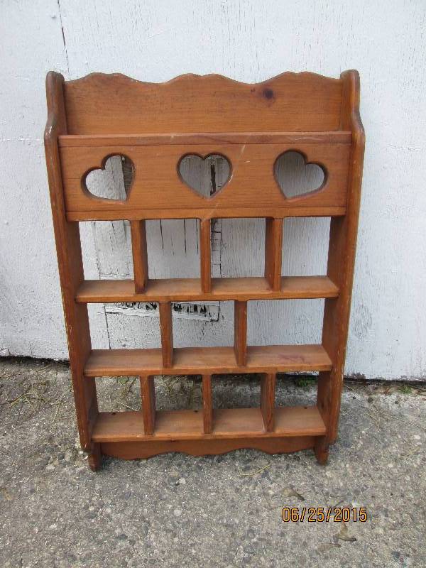 Very nice wooden shelf with heart c...