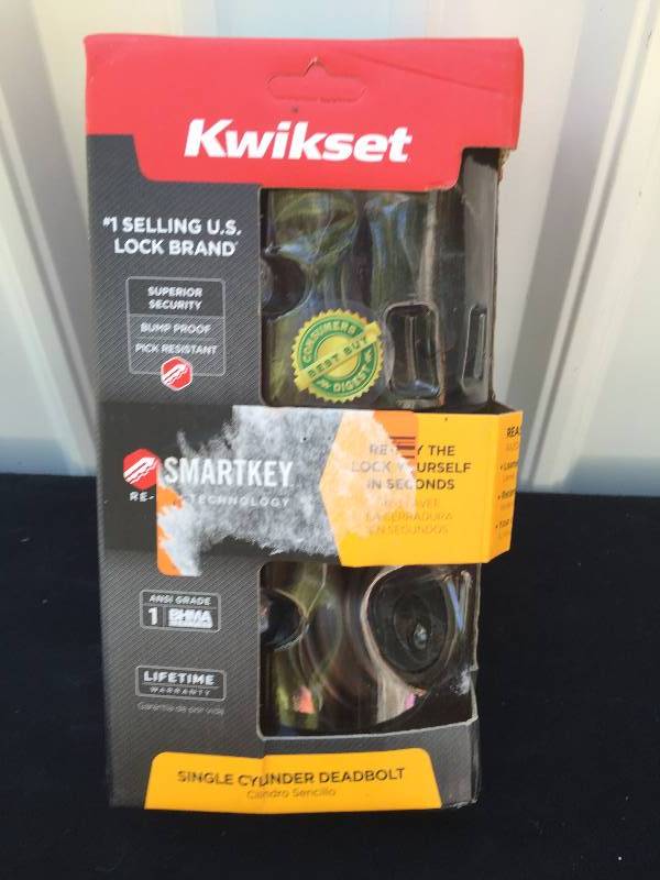 lot 16 image: Kwikset Deadbolt