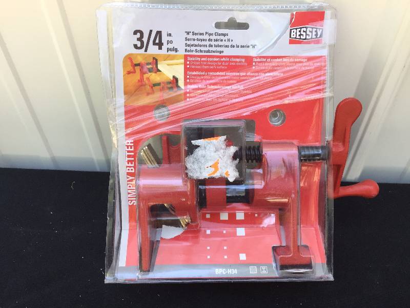lot 23 image: Bessey 34 Pipe Clamp