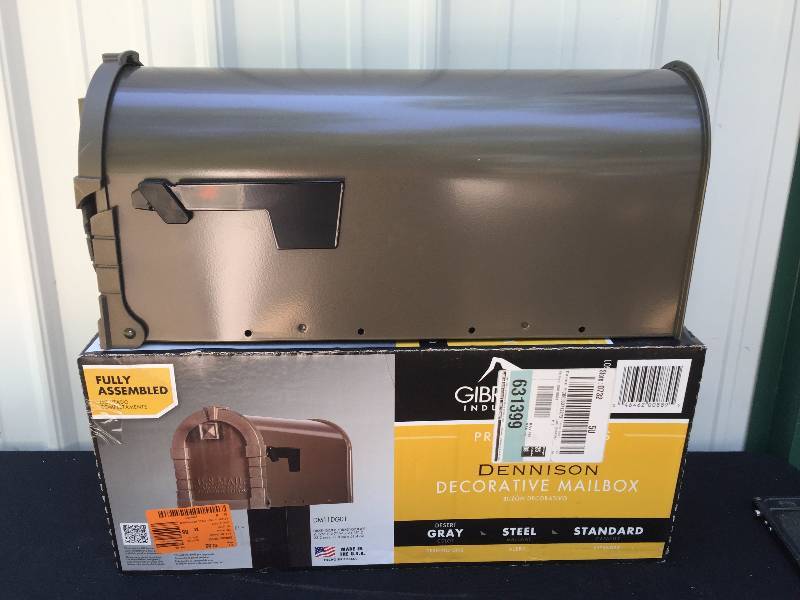 lot 47 image: Mailbox