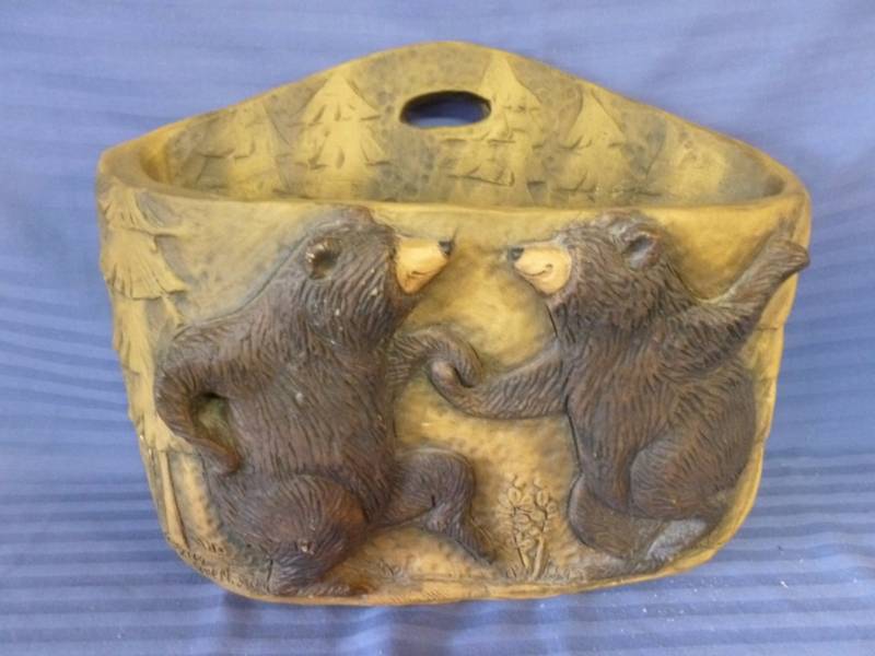 lot 22 image: Large Bear Themed Wall Pocket