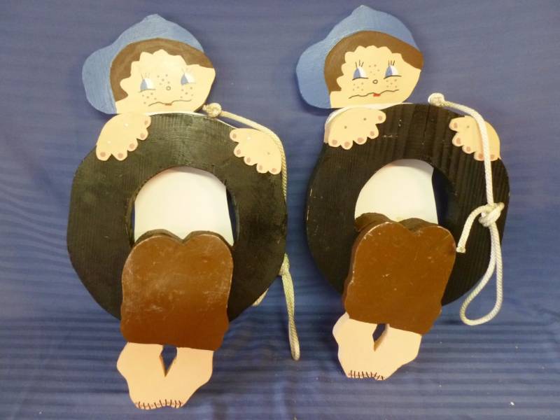 lot 23 image: Wooden Lawn Decorations