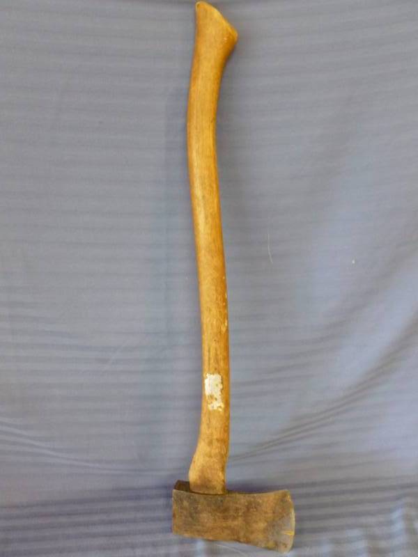 lot 82 image: Ax