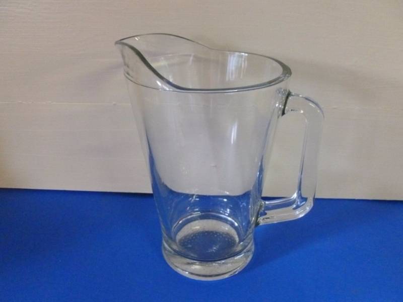 lot 148 image: Large Glass Beer Pitcher