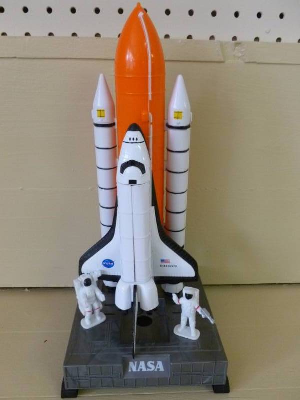lot 150 image: NASA Toy