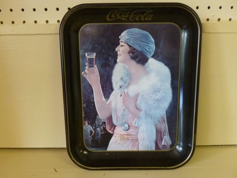 lot 151 image: Vintage Coca-Cola