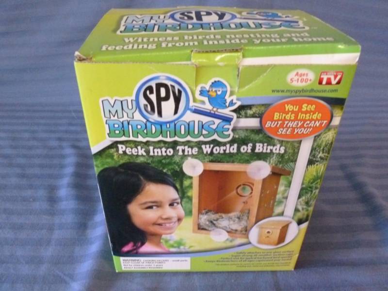lot 189 image: My Spy Birdhouse