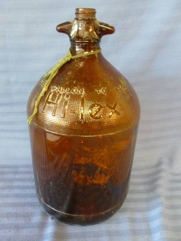 lot 211 image: Vintage Glass Bottle