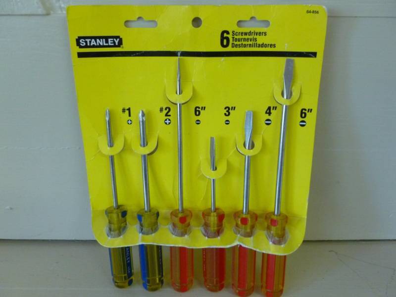 lot 219 image: Stanley Screwdrivers