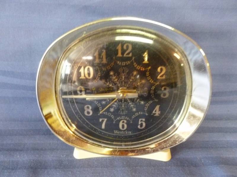 lot 238 image: Alarm Clock