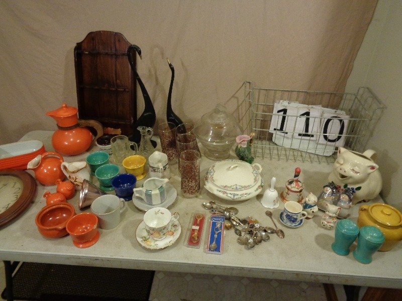 lot 110 image: Assorted China and Glassware