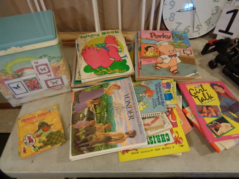 lot 113 image: Vintage Ice Cream Machine, Kids Books, Camera Tripids and More