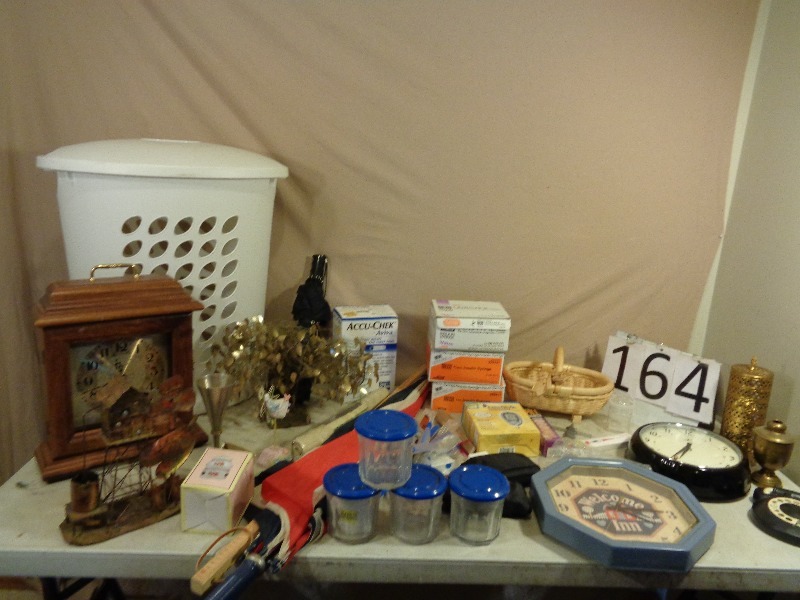 lot 164 image: Household Items
