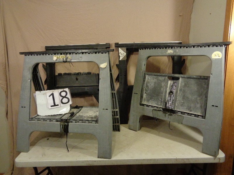 lot 18 image: 2 Pairs of Folding Saw Horses