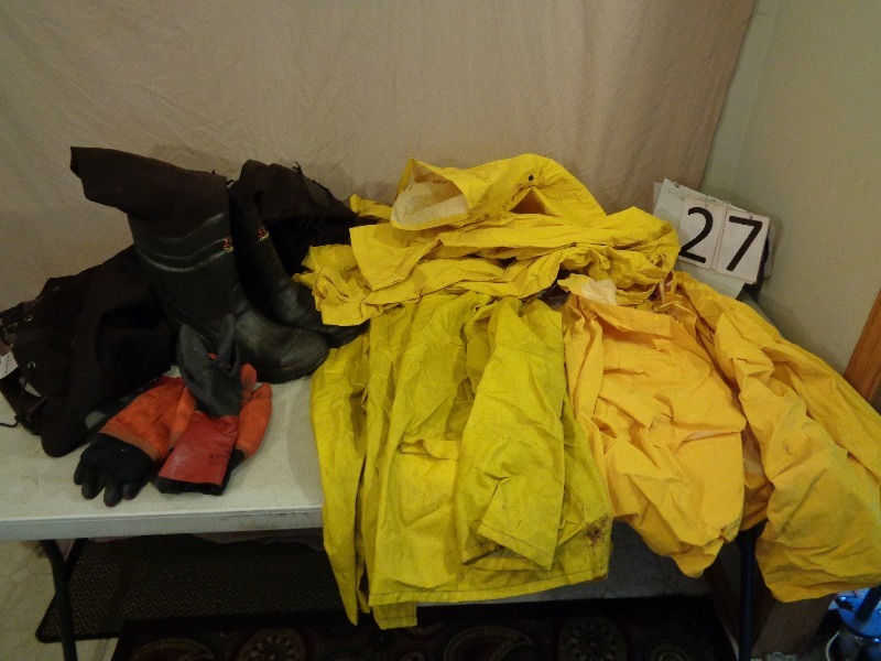 lot 27 image: Chest Waders and 3 Raincoats