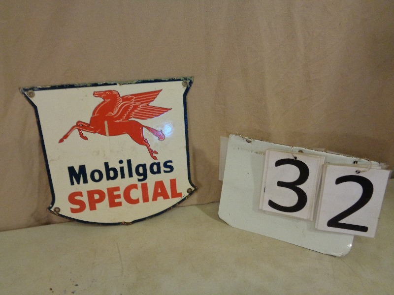 lot 32 image: Mobilgas Special Metal Sign