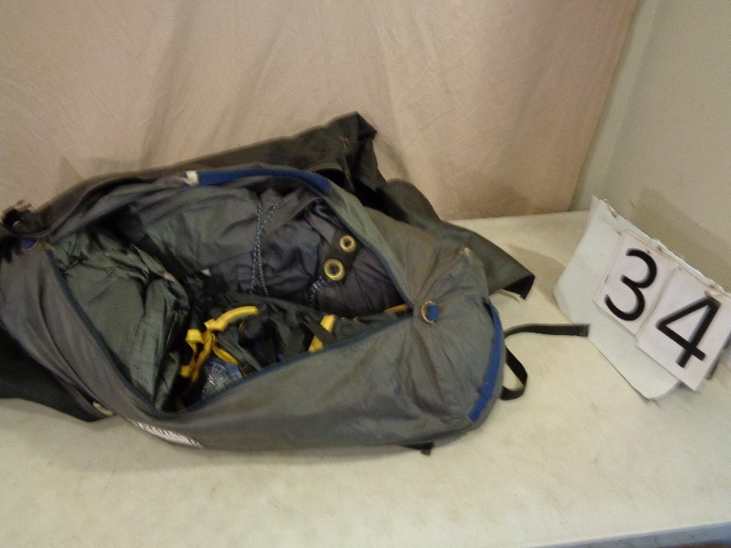 lot 34 image: Greatland Tent