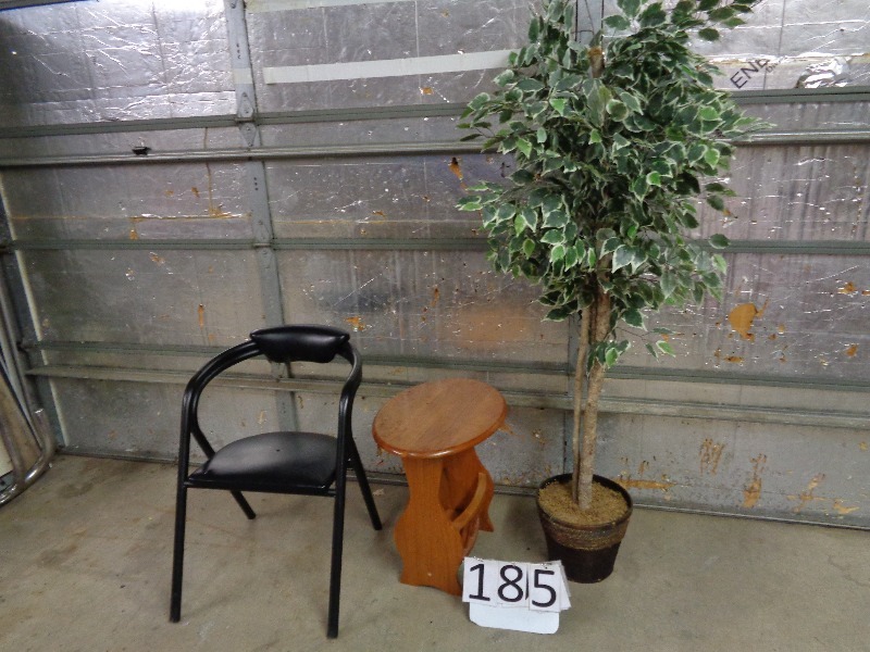 lot 185 image: Chair, Table, Fake Tree