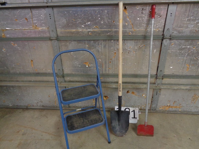 lot 191 image: Step Stool, Shovel and Ice Chopper