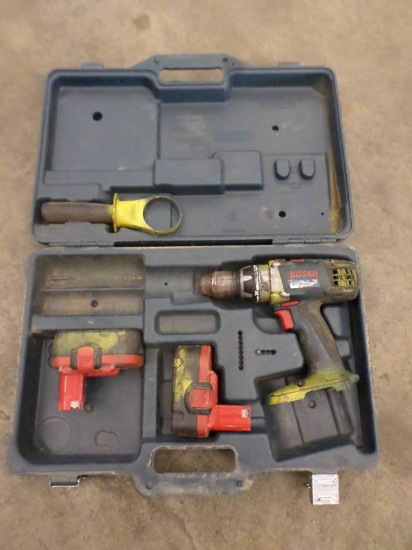 lot 27 image: Bosch 18VOlt Cordless Drill Set ...