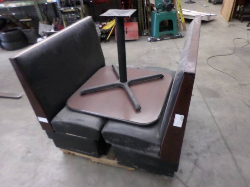 lot 43 image: Padded Restaurant Booth & Table Set...