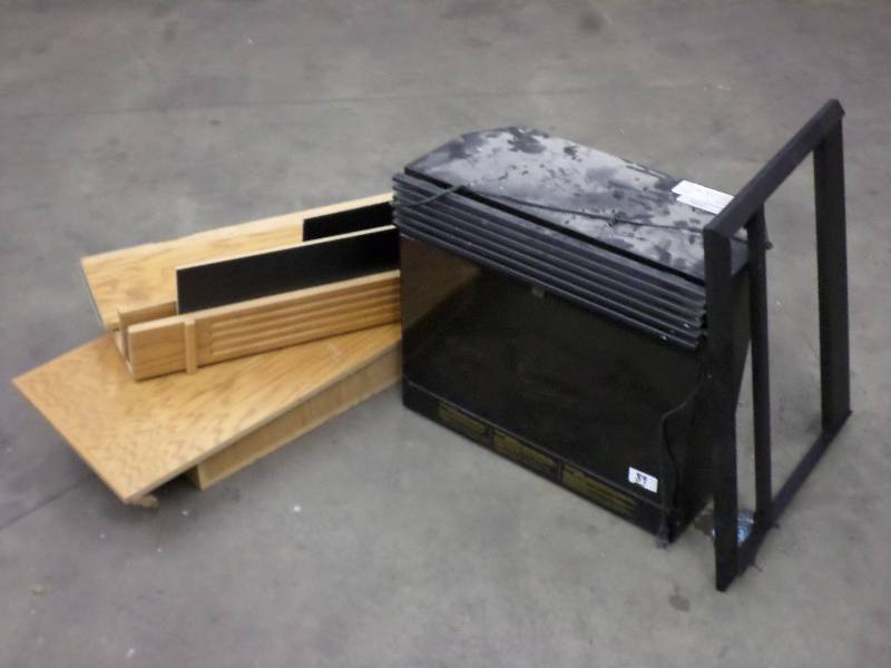 lot 89 image: Symphony Glass-Front 12Volt Electri...